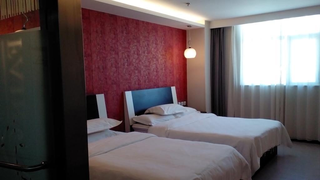 Fairyland Hotel Dongfeng Plaza Kunming Extérieur photo