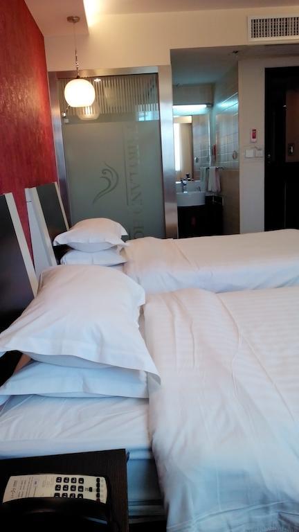 Fairyland Hotel Dongfeng Plaza Kunming Extérieur photo