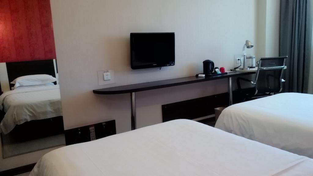 Fairyland Hotel Dongfeng Plaza Kunming Chambre photo